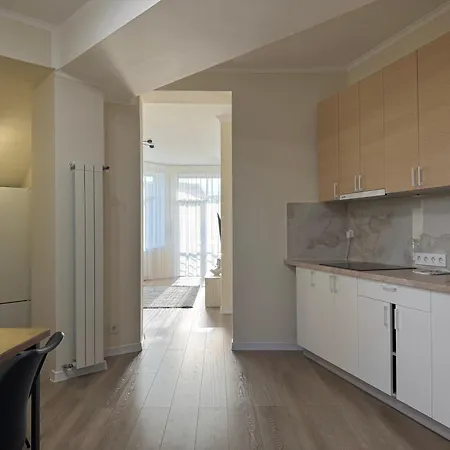 авіа Apartment