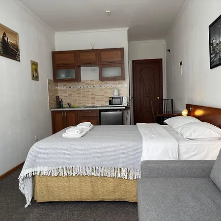 авіа Apartment *