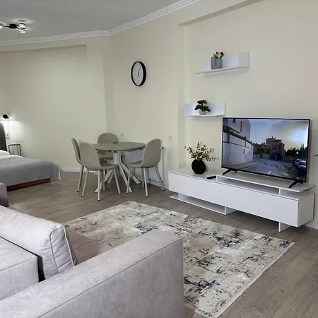 авіа Apartment *